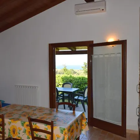 Дом отдыха Manu Lapedona